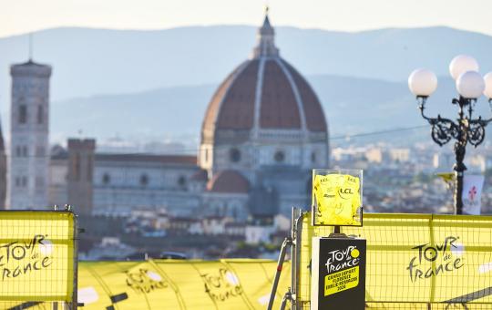 La Città di Firenze esalta il Tour de France