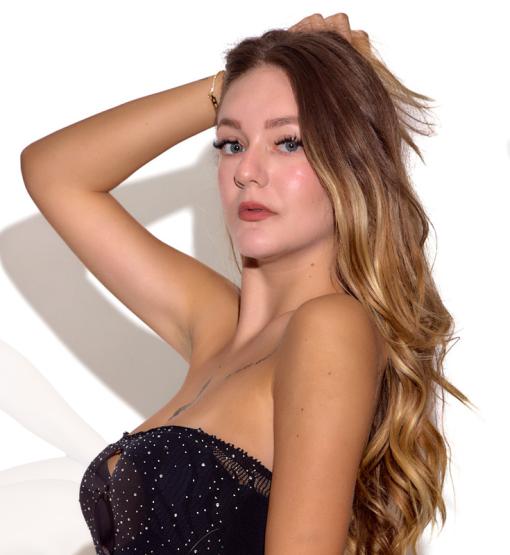 Shooting in studio con Alessia Galloro