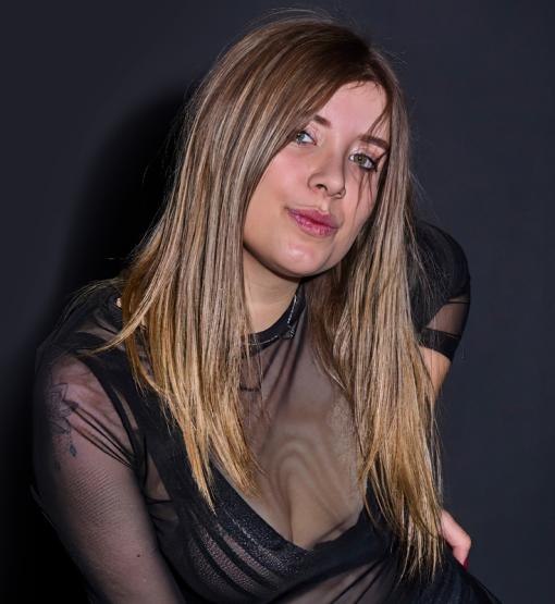 Tatiana Warburton aderisce al progetto Shooting Time