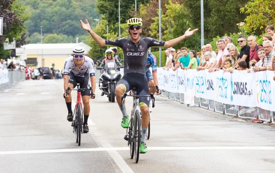 Mirko Bozzola conquista la 107ª edizione del Giro del Casentino