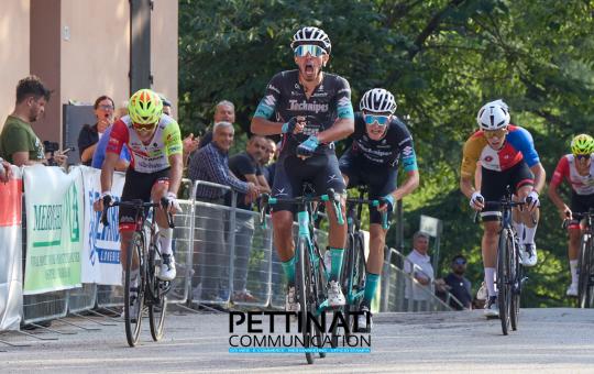 Emanuele Ansaloni festeggia la prima vittoria stagionale a Varignana